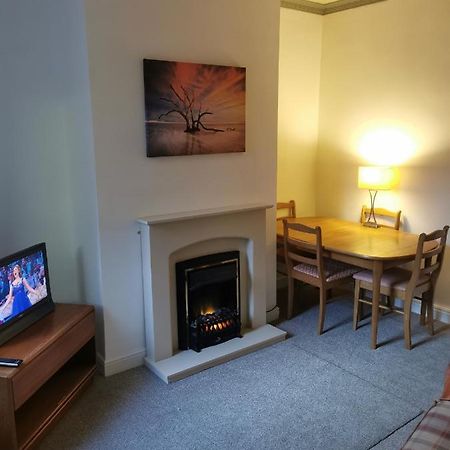 בארו אין פרנס Parkside House 3 Bedroom 2 Bathroom. Parking. מראה חיצוני תמונה